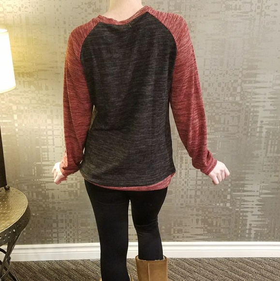 NWT Women's Tunic Crew-neck Sweater - Picture 4 of 6